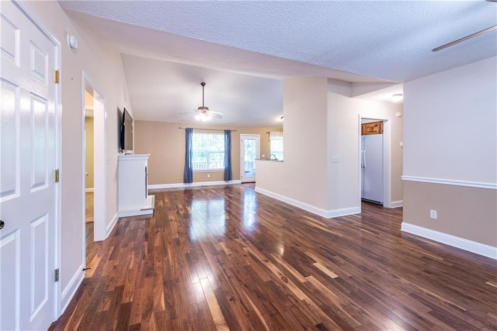 3 bedroom, 2 bathroom, 1,288 sq ft single family residence under contract at 1218 Roundtop Road, Ellijay, GA 30540 — photo 7