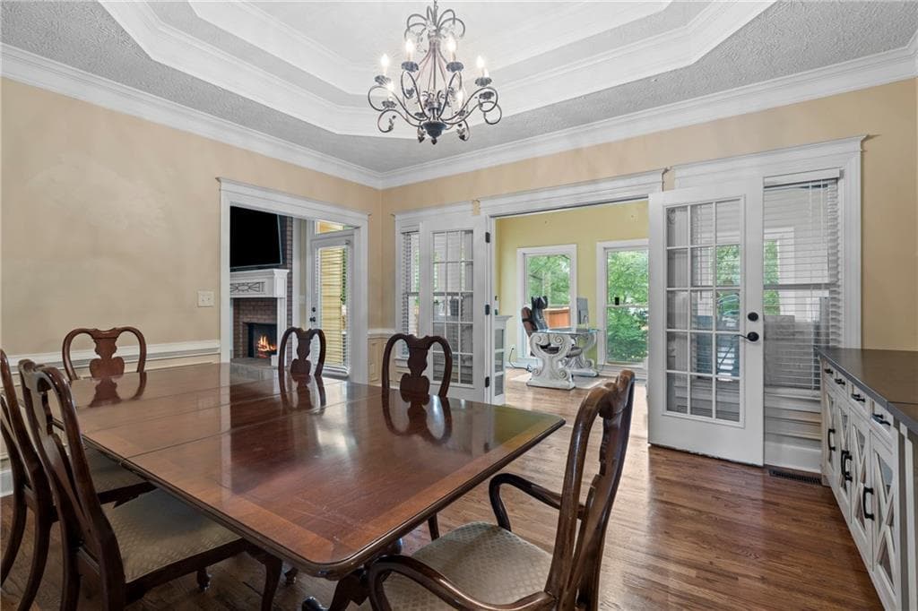 6 bedroom, 4 bathroom, 4,902 sq ft single family residence under contract at 2319 Lochinver Lane, Conyers, GA 30094 — photo 8