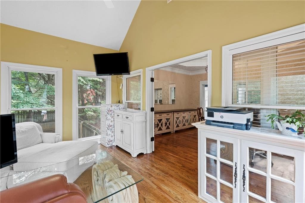 6 bedroom, 4 bathroom, 4,902 sq ft single family residence under contract at 2319 Lochinver Lane, Conyers, GA 30094 — photo 10