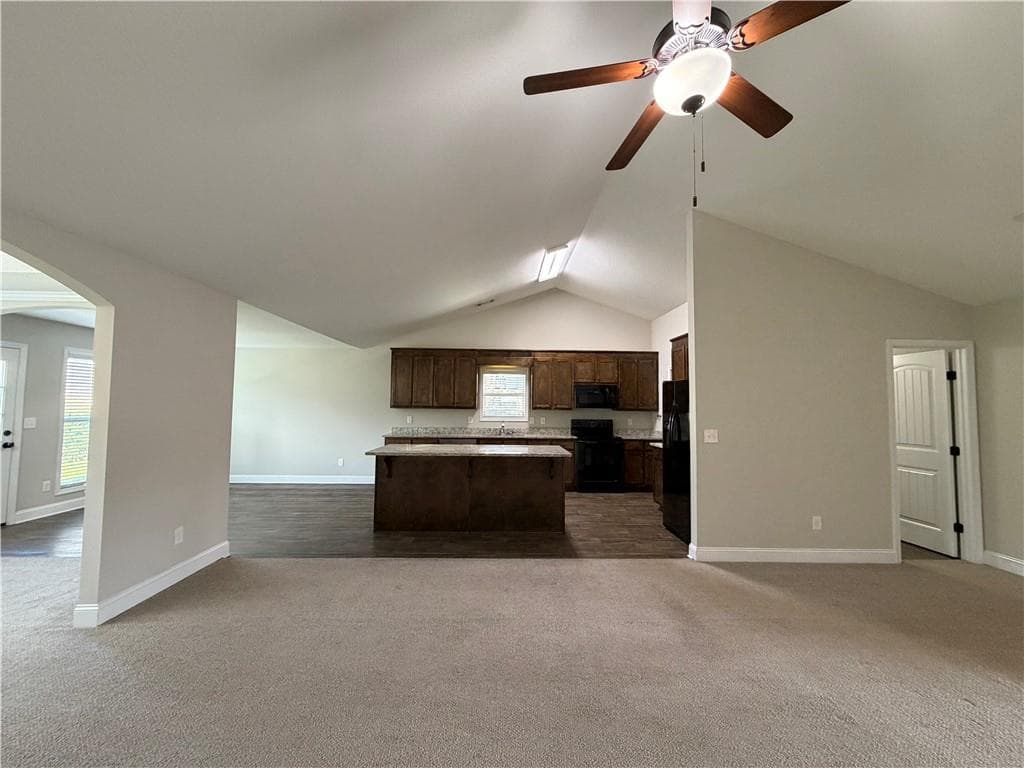 4 bedroom, 3 bathroom, 2,250 sq ft single family residence for rent at 624 River Mist Circle, Jefferson, GA 30549 for $2,200 a month — photo 4