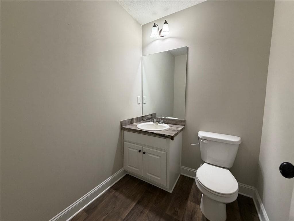 4 bedroom, 3 bathroom, 2,250 sq ft single family residence for rent at 624 River Mist Circle, Jefferson, GA 30549 for $2,200 a month — photo 9