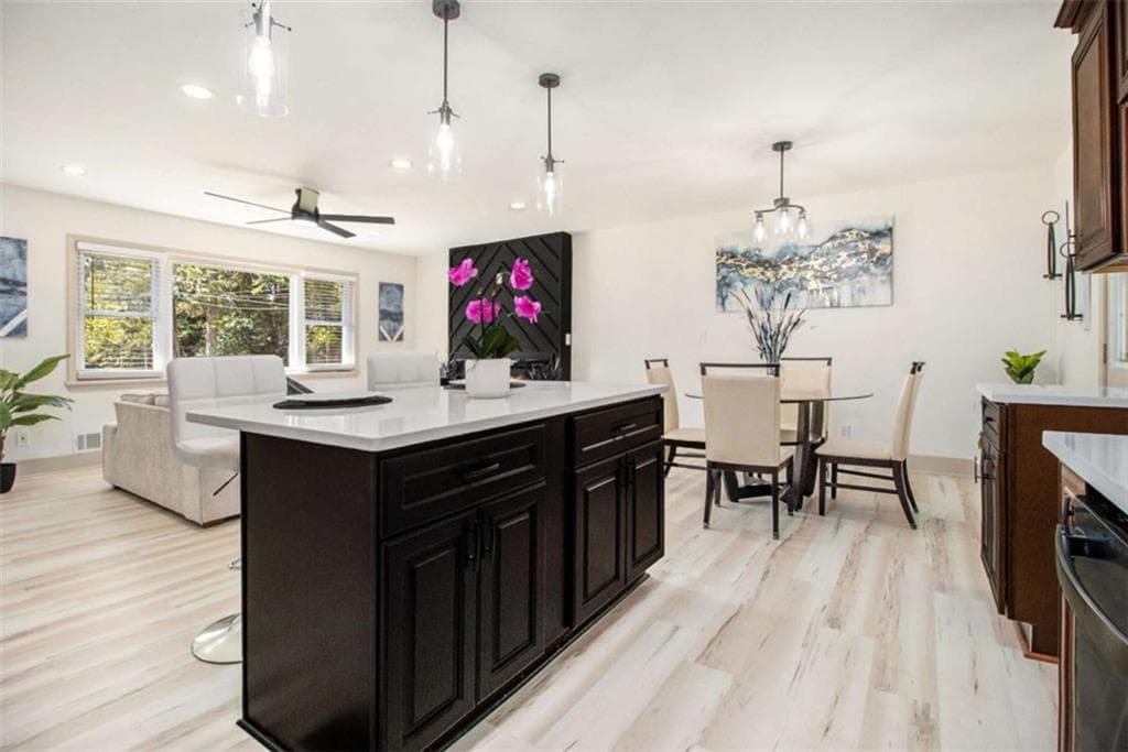 3 bedroom, 2 bathroom, 1,808 sq ft single family residence for sale at 2508 Fontaine Circle, Decatur, GA 30032 — photo 10