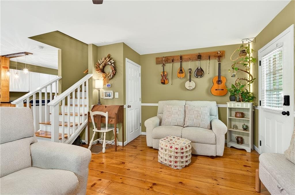 2 bedroom, 2 bathroom, 1,120 sq ft single family residence for sale at 747 Mountain Oak Road, Ellijay, GA 30536 — photo 8