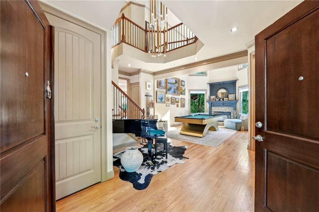 4 bedroom, 4 bathroom, 4,750 sq ft single family residence for sale at 4162 Cumberland Point Drive, Gainesville, GA 30504 — photo 7