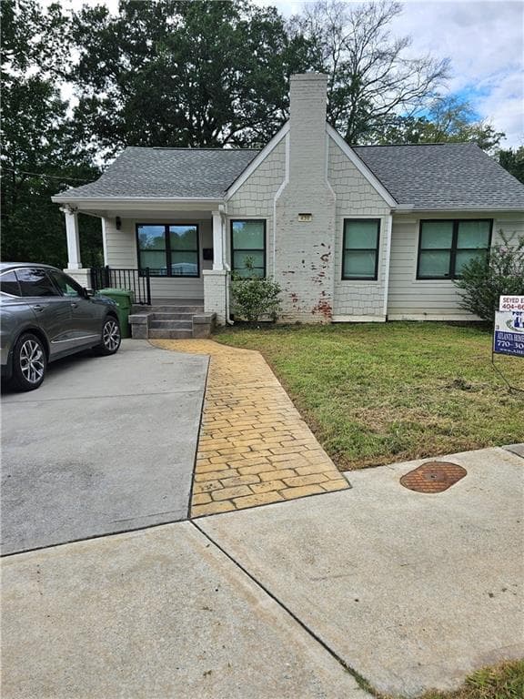 3 bedroom, 2 bathroom, 1,178 sq ft single family residence for sale at 430 Chappell Road, Atlanta, GA 30318 — photo 3