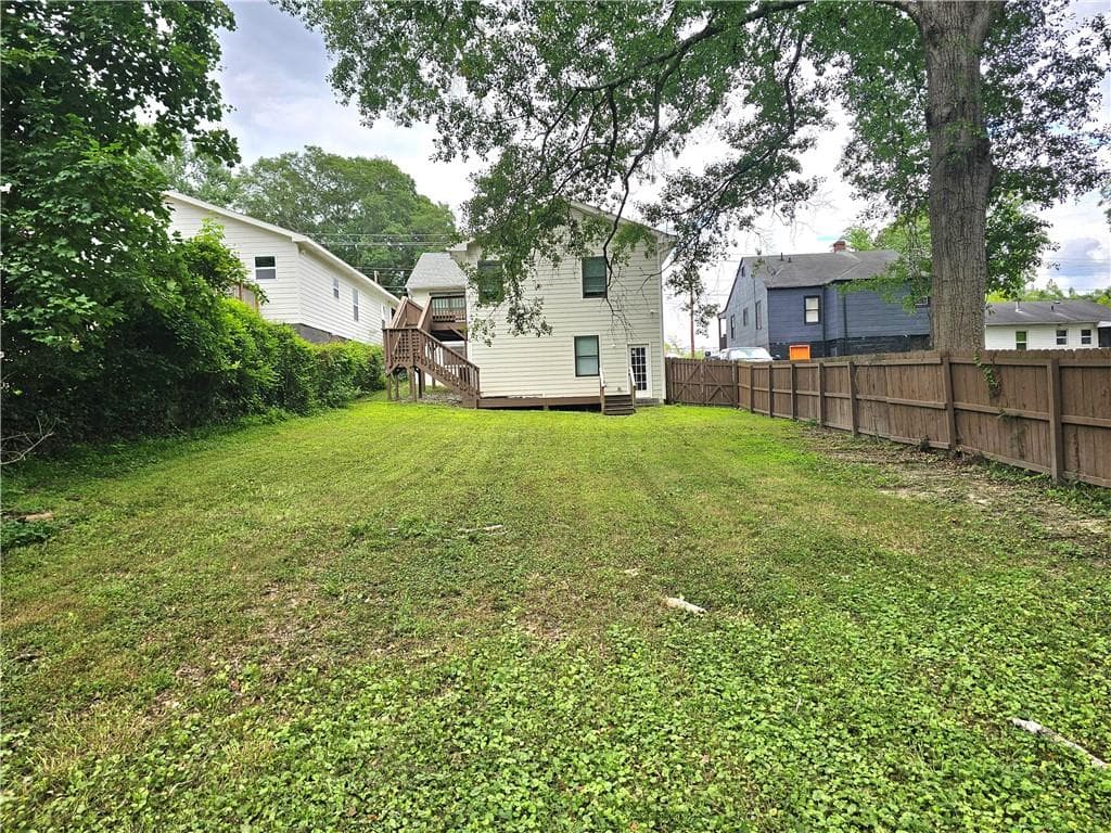 3 bedroom, 2 bathroom, 1,178 sq ft single family residence for sale at 430 Chappell Road, Atlanta, GA 30318 — photo 4