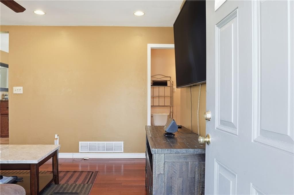 3 bedroom, 3 bathroom, 1,775 sq ft single family residence for sale at 8926 Ashton Road, Jonesboro, GA 30238 — photo 2