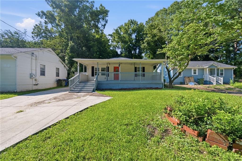 3 bedroom, 2 bathroom, 1,350 sq ft single family residence for rent at 3024 Grand Avenue, Atlanta, GA 30315 for $2,000 a month — photo 1 of 26
