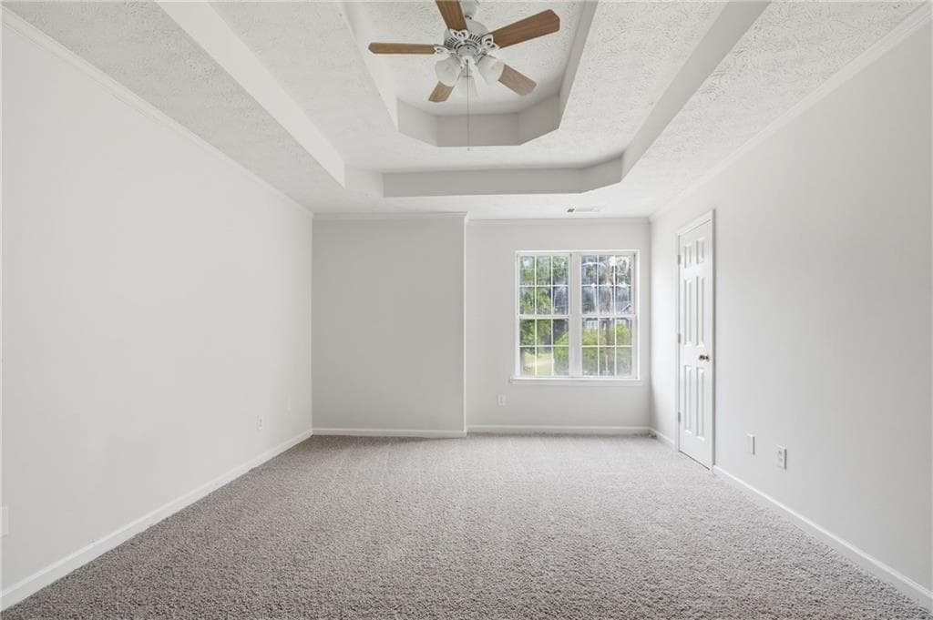 3 bedroom, 3 bathroom, 1,278 sq ft single family residence under contract at 435 Churchill Court, Jonesboro, GA 30238 — photo 4