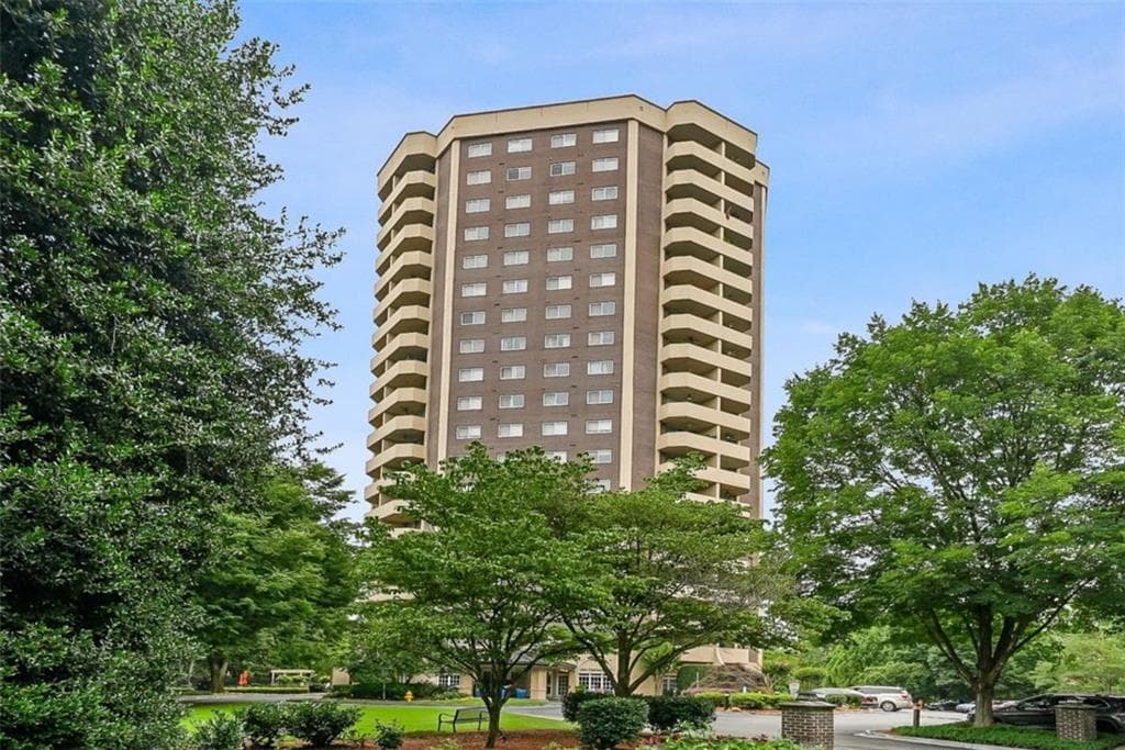 2 bedroom, 2 bathroom condominium for rent at 1501 Clairmont Road 822, Decatur, GA 30033 for $2,400 a month — photo 1 of 26