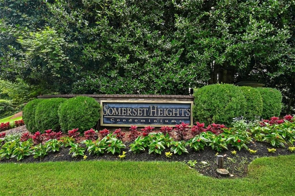 2 bedroom, 2 bathroom condominium for rent at 1501 Clairmont Road 822, Decatur, GA 30033 for $2,400 a month — photo 2