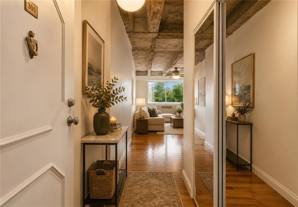 1 bedroom, 1 bathroom, 837 sq ft condominium for rent at 2479 Peachtree Road 305, Atlanta, GA 30305 for $1,950 a month — photo 1 of 18