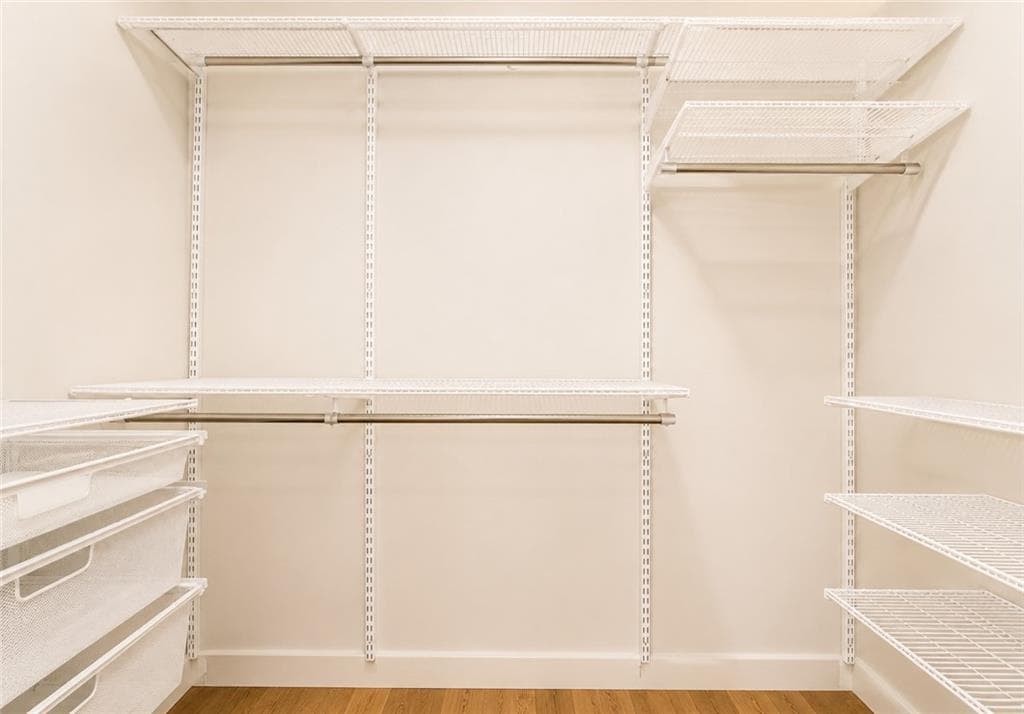 1 bedroom, 1 bathroom, 837 sq ft condominium for rent at 2479 Peachtree Road 305, Atlanta, GA 30305 for $1,950 a month — photo 10