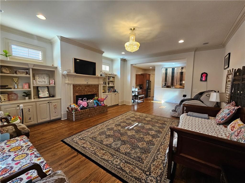4 bedroom, 4 bathroom, 3,644 sq ft single family residence for rent at 10924 Waters Road, Alpharetta, GA 30022 for $4,100 a month — photo 4