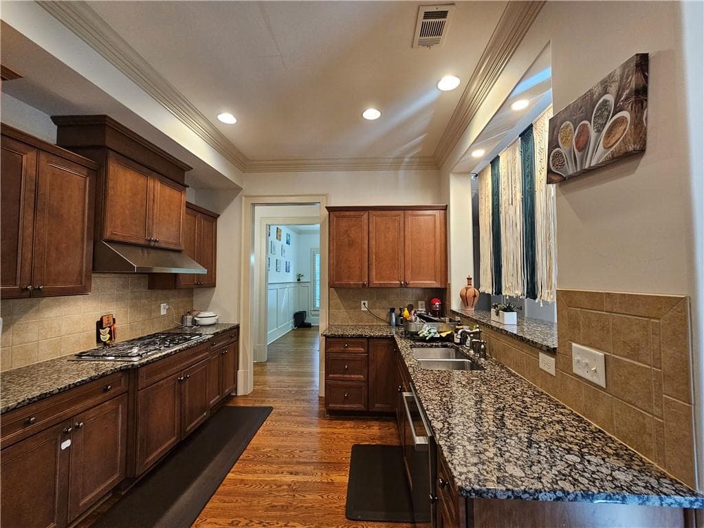 4 bedroom, 4 bathroom, 3,644 sq ft single family residence for rent at 10924 Waters Road, Alpharetta, GA 30022 for $4,100 a month — photo 10