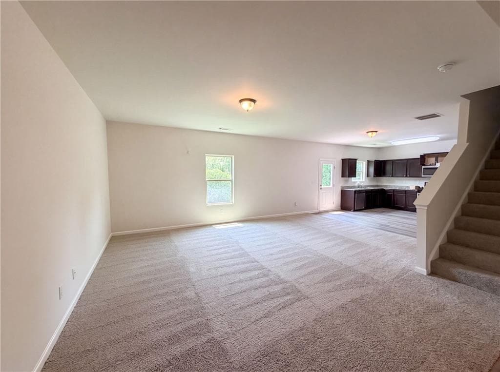 3 bedroom, 2 bathroom, 2,648 sq ft single family residence under contract at 836 Castilla Way, Winder, GA 30680 — photo 6