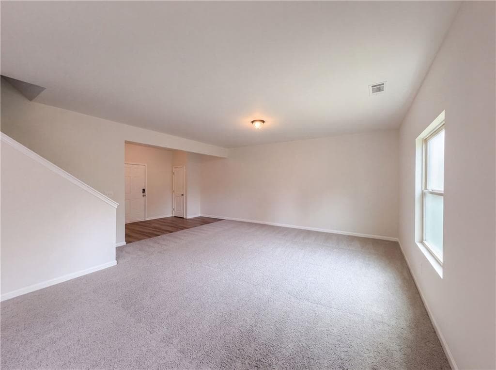 3 bedroom, 2 bathroom, 2,648 sq ft single family residence under contract at 836 Castilla Way, Winder, GA 30680 — photo 7