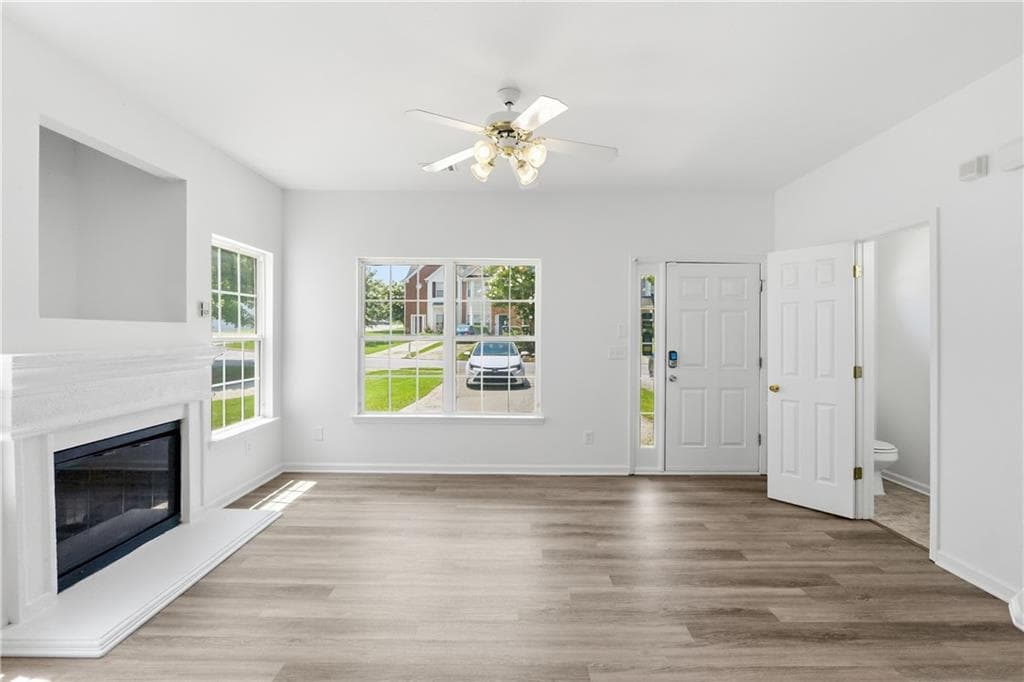 3 bedroom, 3 bathroom, 1,376 sq ft townhouse for sale at 7062 Brookview Creek, Riverdale, GA 30274 — photo 3
