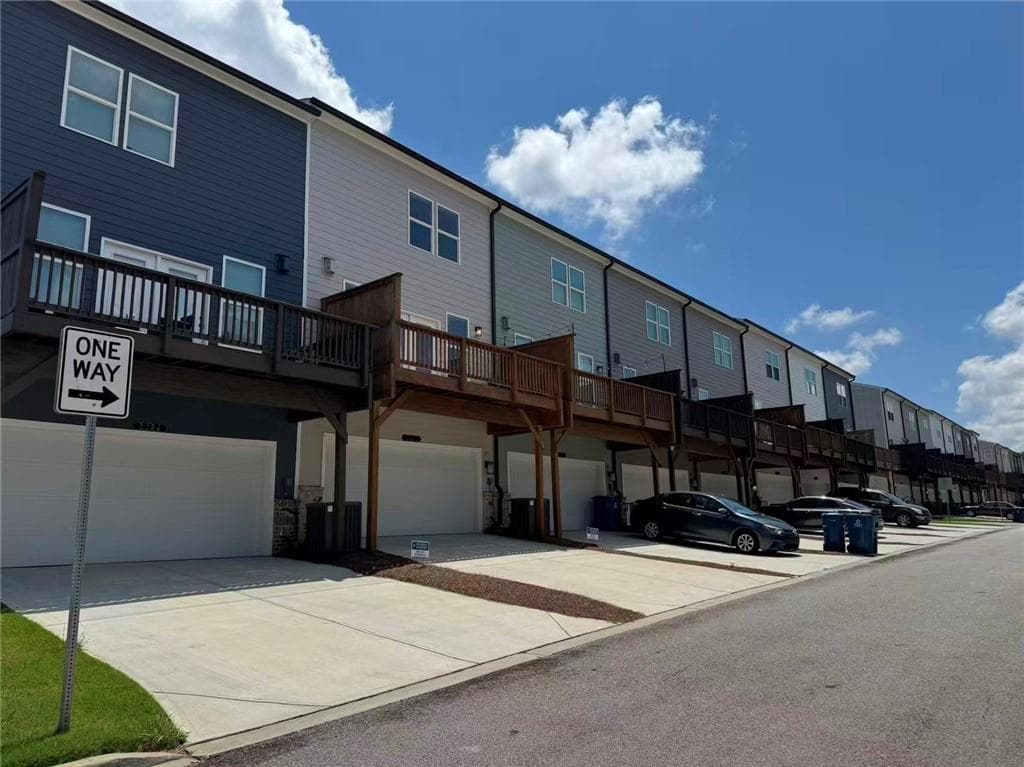 3 bedroom, 4 bathroom, 2,060 sq ft townhouse for rent at 2282 Whistler Way, Lawrenceville, GA 30043 for $2,250 a month — photo 4