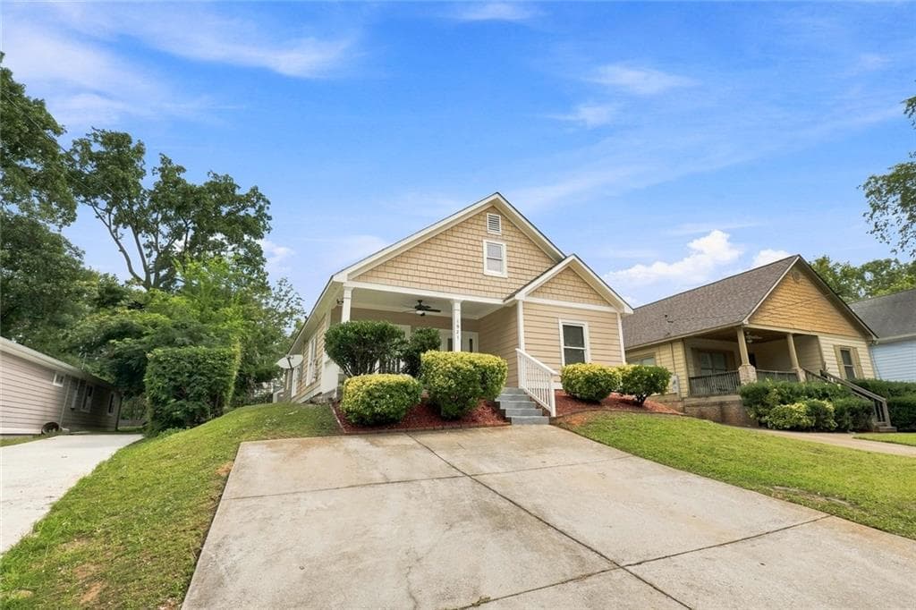 3 bedroom, 2 bathroom, 1,641 sq ft single family residence for sale at 1921 Dunlap Avenue, Atlanta, GA 30344 — photo 2