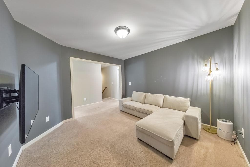 3 bedroom, 3 bathroom, 1,949 sq ft townhouse for sale at 3169 Berkeley Glen Way, Peachtree Corners, GA 30092 — photo 7