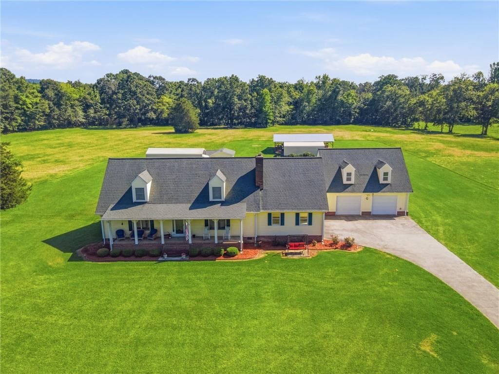 3 bedroom, 3 bathroom, 2,486 sq ft single family residence for sale at 80 McFry Lane, Rome, GA 30161 — photo 2