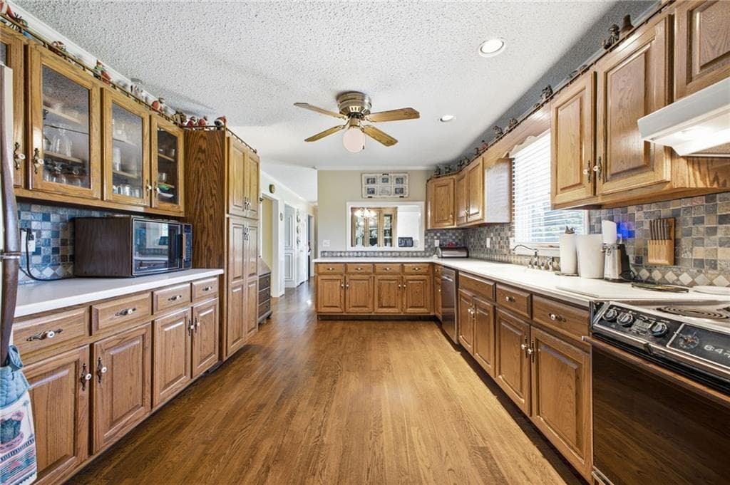 3 bedroom, 3 bathroom, 2,486 sq ft single family residence for sale at 80 McFry Lane, Rome, GA 30161 — photo 3