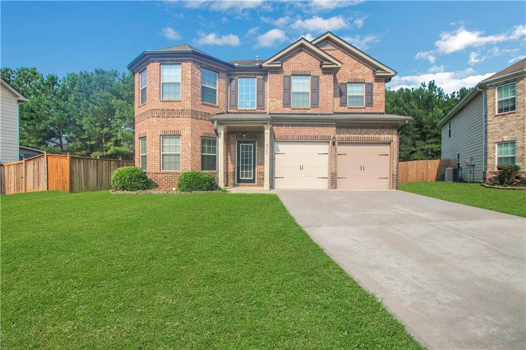 4 bedroom, 3 bathroom, 3,808 sq ft single family residence for sale at 6740 Oak Hill Place, Union City, GA 30213 — photo 1 of 48