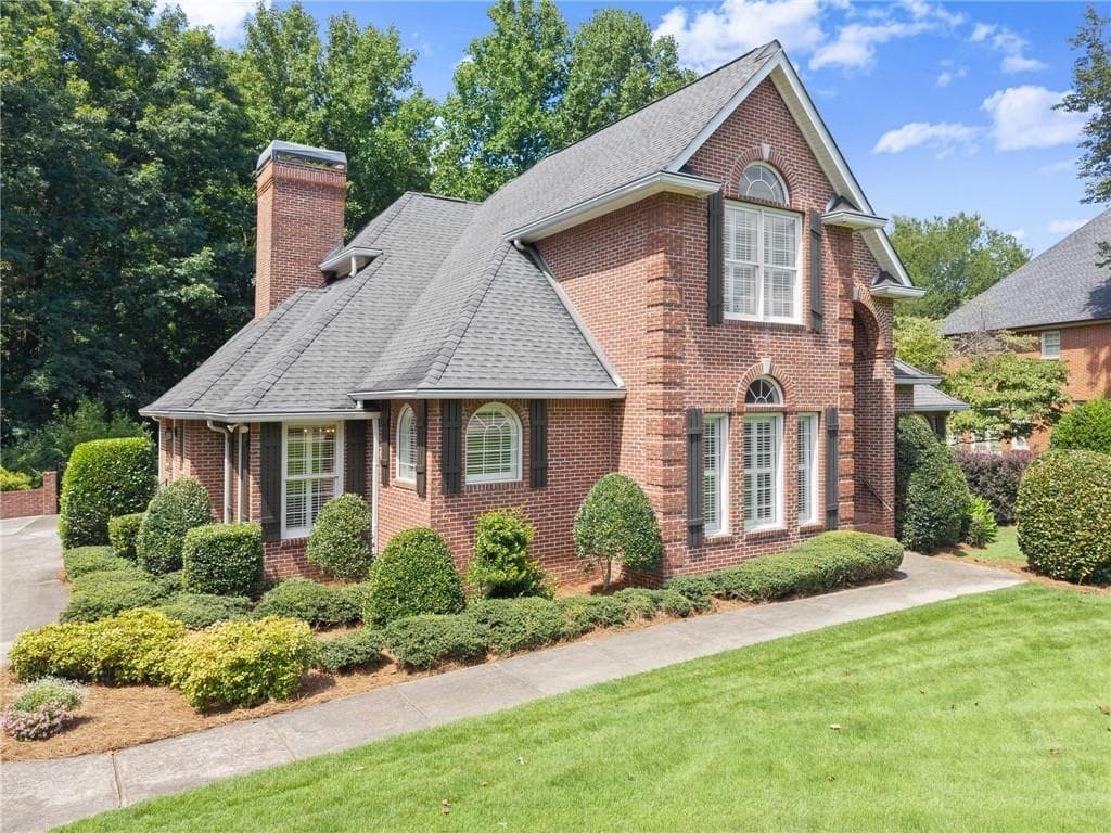 4 bedroom, 4 bathroom, 4,217 sq ft single family residence for sale at 3869 Alexandria Drive, Gainesville, GA 30506 — photo 3