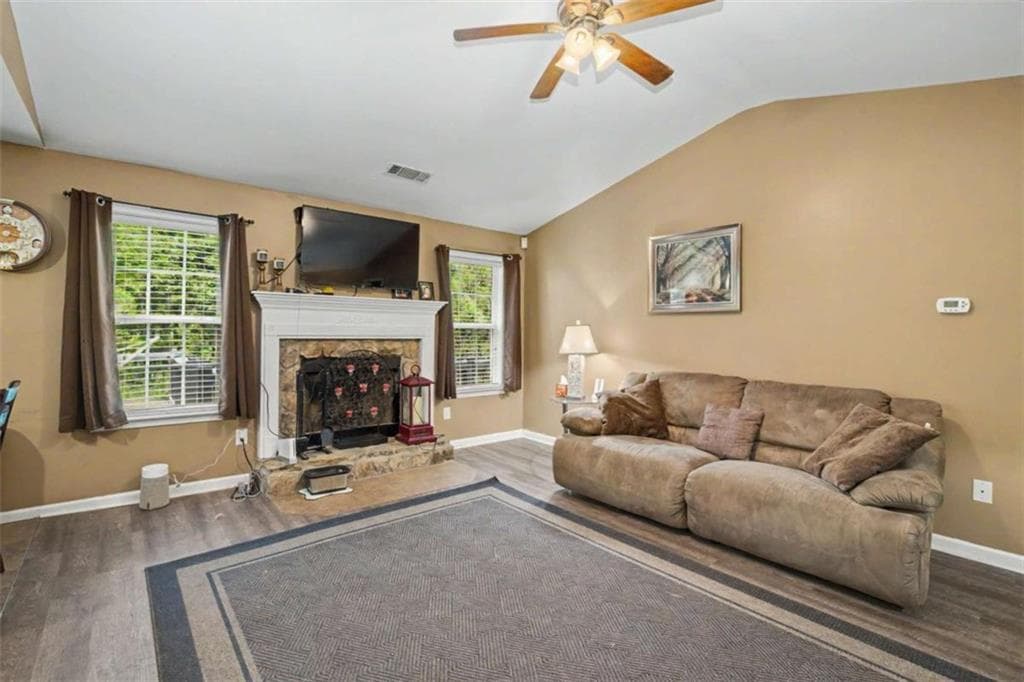 4 bedroom, 3 bathroom, 2,797 sq ft single family residence for sale at 1049 Millard Farmer Road, Newnan, GA 30263 — photo 8