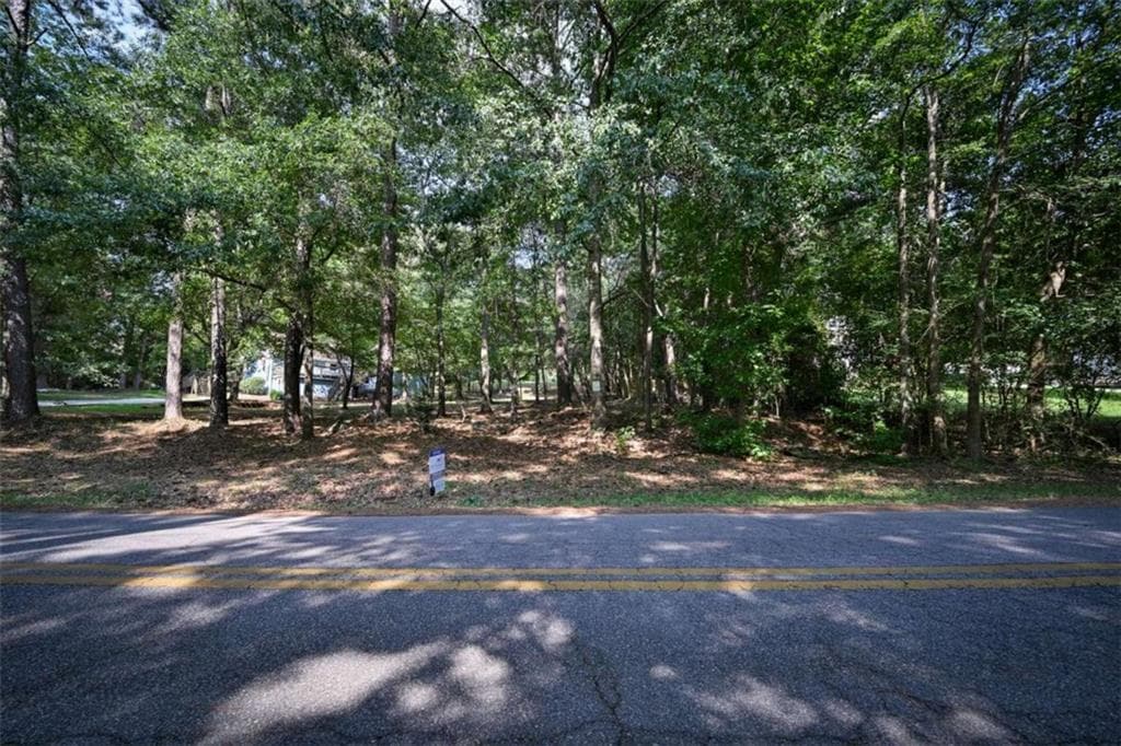 single family residence under contract at 220 Flamingo Drive, Monticello, GA 31064 — photo 2