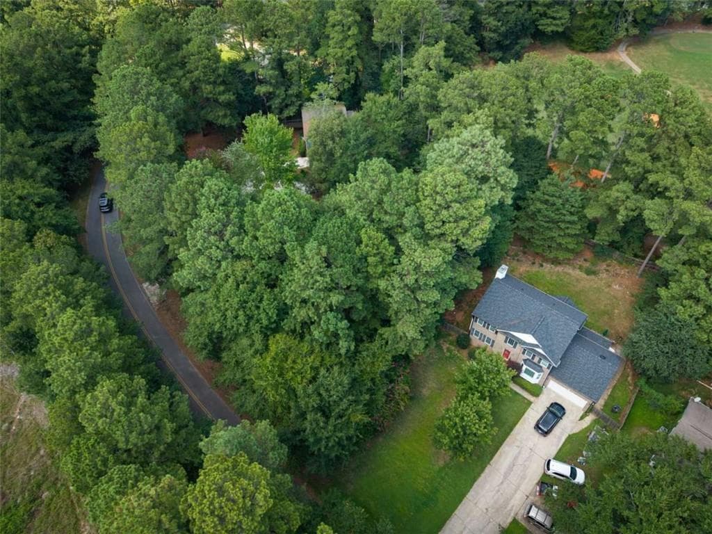 single family residence under contract at 220 Flamingo Drive, Monticello, GA 31064 — photo 5
