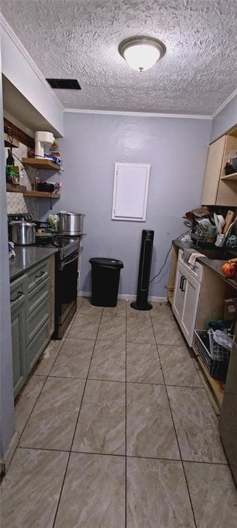 2 bedroom, 2 bathroom, 1,146 sq ft condominium for sale at 2340 Beaver Ruin Road 91, Norcross, GA 30071