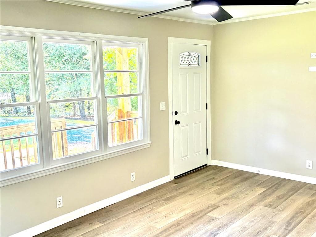 2 bedroom, 1 bathroom, 816 sq ft single family residence for sale at 126 Wendy Hill Road, Calhoun, GA 30701 — photo 4