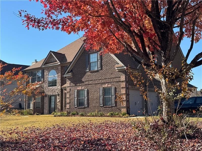 4 bedroom, 3 bathroom, 2,991 sq ft single family residence for rent at 352 Plymstock Drive, Mcdonough, GA 30253 for $2,790 a month — photo 2