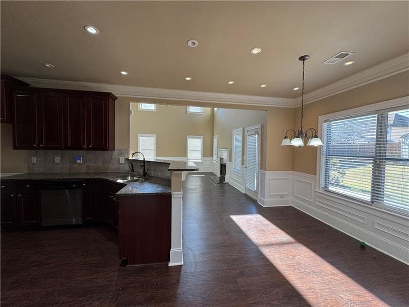 4 bedroom, 3 bathroom, 2,991 sq ft single family residence for rent at 352 Plymstock Drive, Mcdonough, GA 30253 for $2,790 a month — photo 5