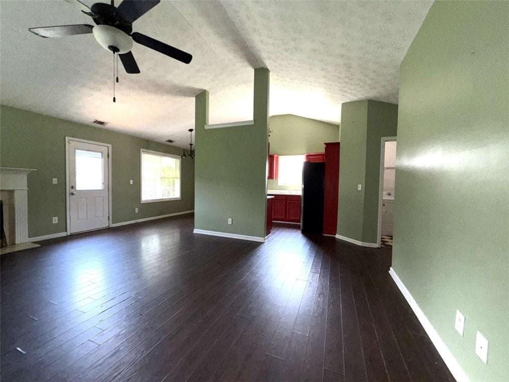 4 bedroom, 2 bathroom, 1,869 sq ft single family residence for sale at 135 Windhaven Place, Mount Airy, GA 30563 — photo 4
