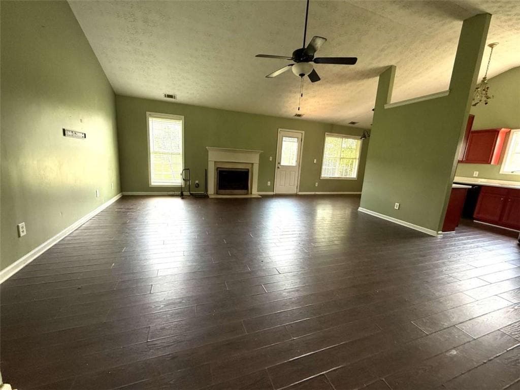 4 bedroom, 2 bathroom, 1,869 sq ft single family residence for sale at 135 Windhaven Place, Mount Airy, GA 30563 — photo 5