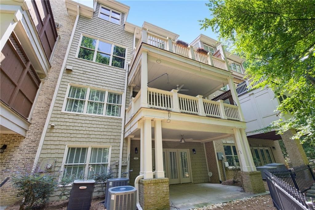 5 bedroom, 5 bathroom, 4,851 sq ft townhouse for sale at 2318 Saint Davids Square 14, Kennesaw, GA 30152 — photo 6