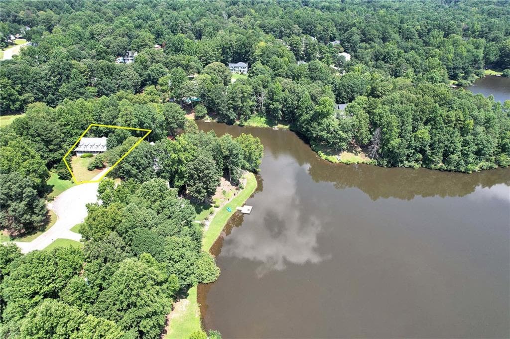 3 bedroom, 3 bathroom, 2,545 sq ft single family residence under contract at 87 Alice Way, Hiram, GA 30141 — photo 2