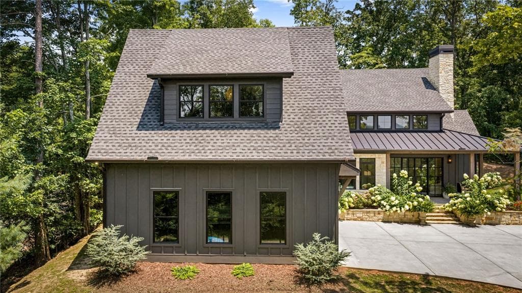 4 bedroom, 3 bathroom, 3,303 sq ft single family residence for sale at 470 Old Orchard Road, Ellijay, GA 30536 — photo 3