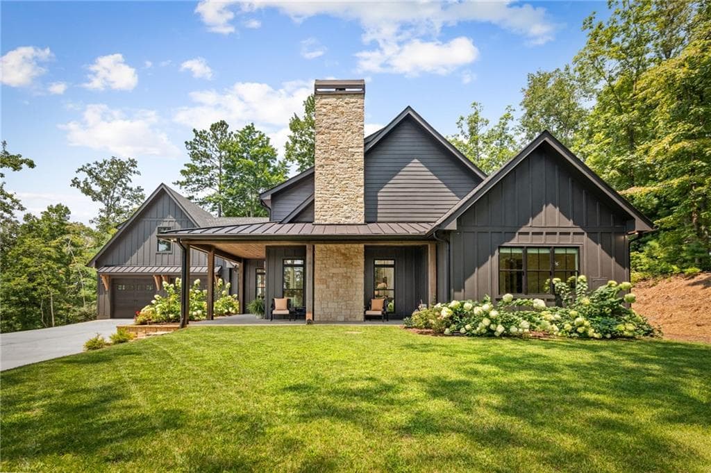 4 bedroom, 3 bathroom, 3,303 sq ft single family residence for sale at 470 Old Orchard Road, Ellijay, GA 30536 — photo 4