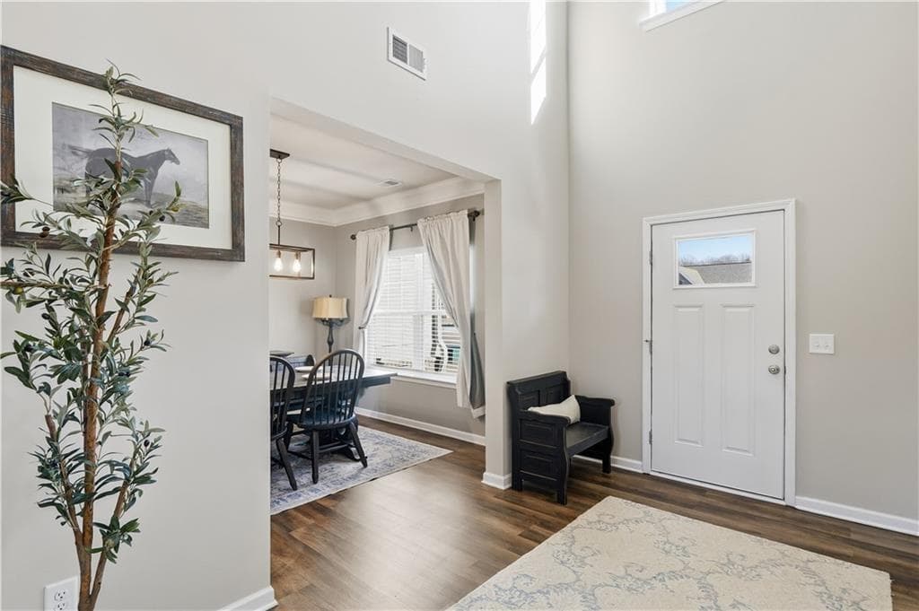 6 bedroom, 4 bathroom, 3,943 sq ft single family residence for sale at 705 Owens Circle, Canton, GA 30115 — photo 6