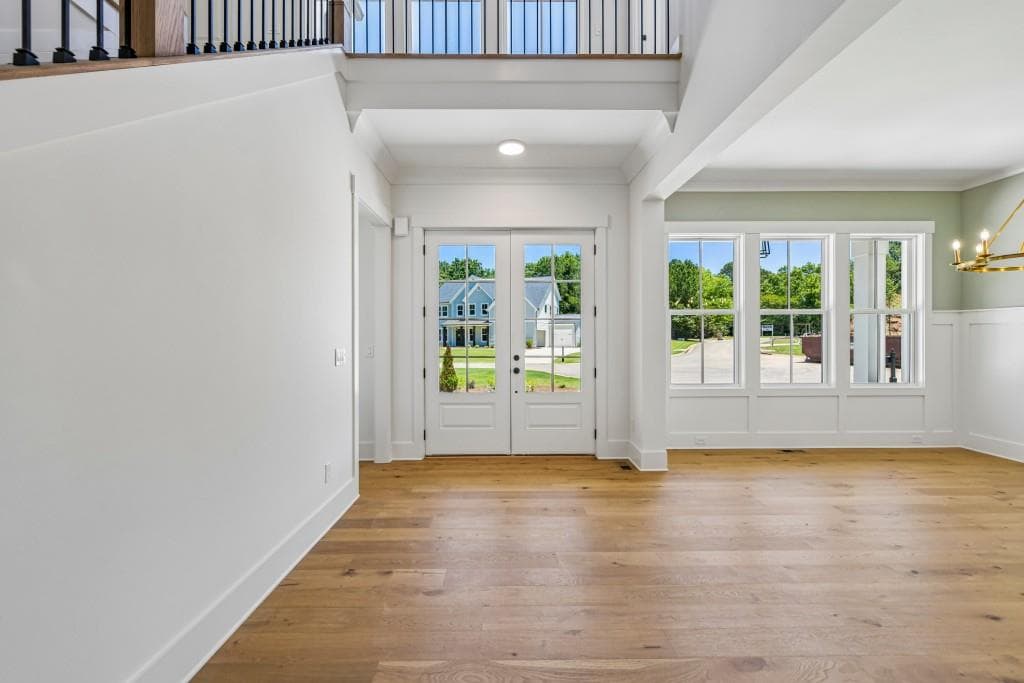 4 bedroom, 5 bathroom, 3,619 sq ft single family residence for sale at 9150 Greenway Court, Gainesville, GA 30506 — photo 7