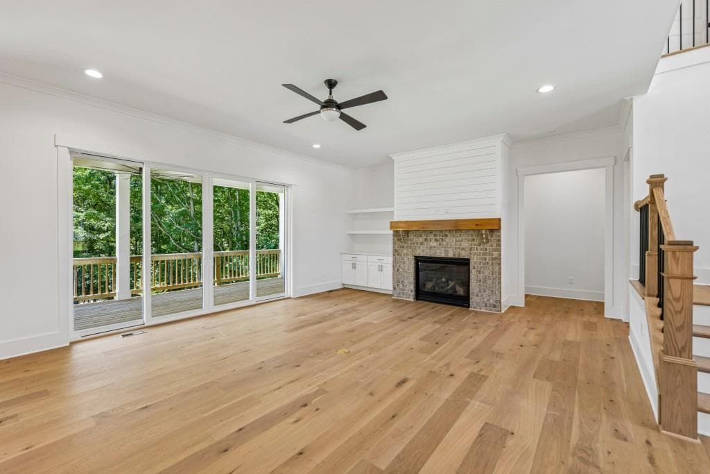 4 bedroom, 5 bathroom, 3,619 sq ft single family residence for sale at 9150 Greenway Court, Gainesville, GA 30506 — photo 9