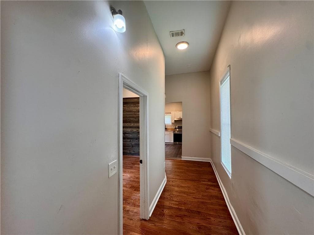 1 bedroom, 1 bathroom, 748 sq ft single family residence for rent at 957 Coleman Street, Atlanta, GA 30310 for $1,400 a month — photo 5
