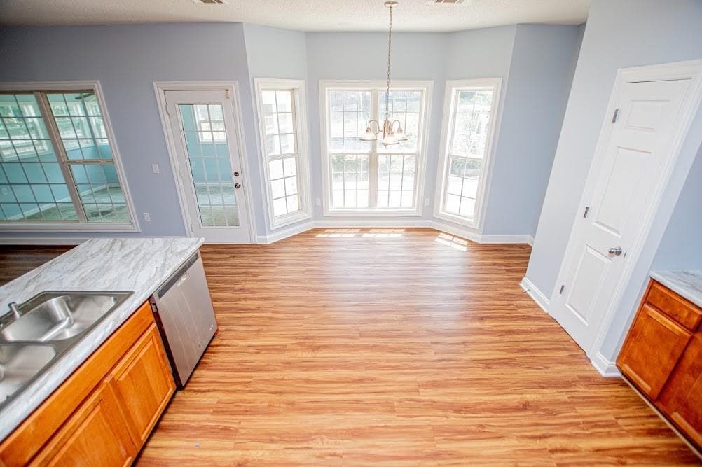 4 bedroom, 3 bathroom, 2,443 sq ft single family residence for sale at 233 Ivey Lake Parkway, Temple, GA 30179 — photo 9
