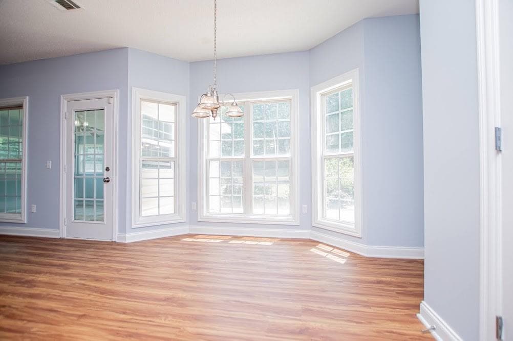 4 bedroom, 3 bathroom, 2,443 sq ft single family residence for sale at 233 Ivey Lake Parkway, Temple, GA 30179 — photo 10