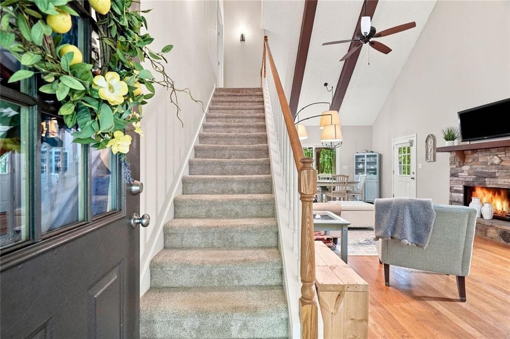 3 bedroom, 3 bathroom, 1,885 sq ft single family residence for sale at 21 Yearling Lane, Big Canoe, GA 30143 — photo 2