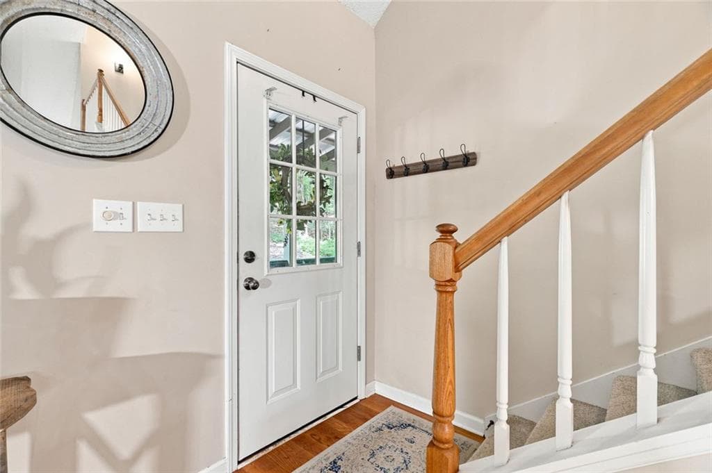 3 bedroom, 3 bathroom, 1,885 sq ft single family residence for sale at 21 Yearling Lane, Big Canoe, GA 30143 — photo 3